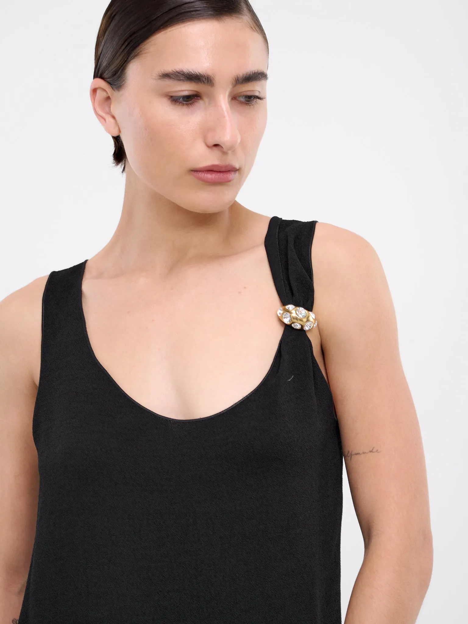 Asymmetric Top (4C079A-N0990-BLACK)