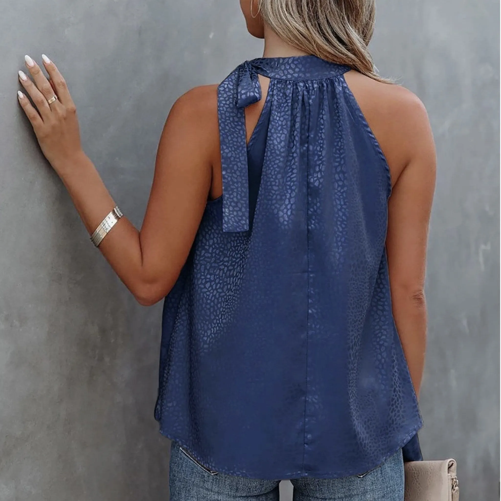 Beckett Cobalt Top